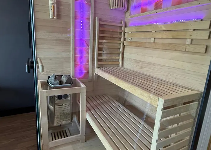 Quorum River Sauna&jacuzzi Or Sauna&terrace Centrum * Wroclaw